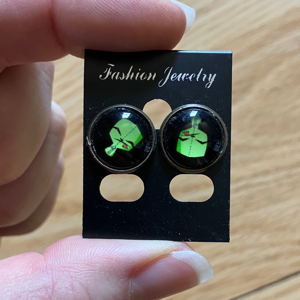 Gir - INVADER ZIM - Stud Earrings